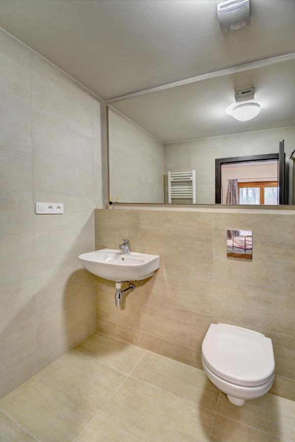 Apartmany Sunny Lipno リプノ・ナト・ヴルタヴォウ エクステリア 写真